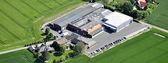 Luftbild vom Betriebsgelände der Firma Höner in Oelde
